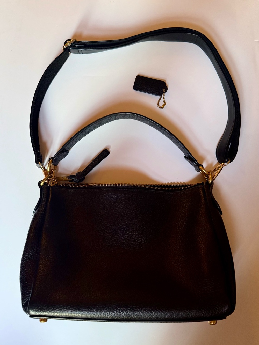 Authentic Coach Shay Crossbody Bag in Black Pebble Leather Style No. L2039-601 - Picture 4 of 12